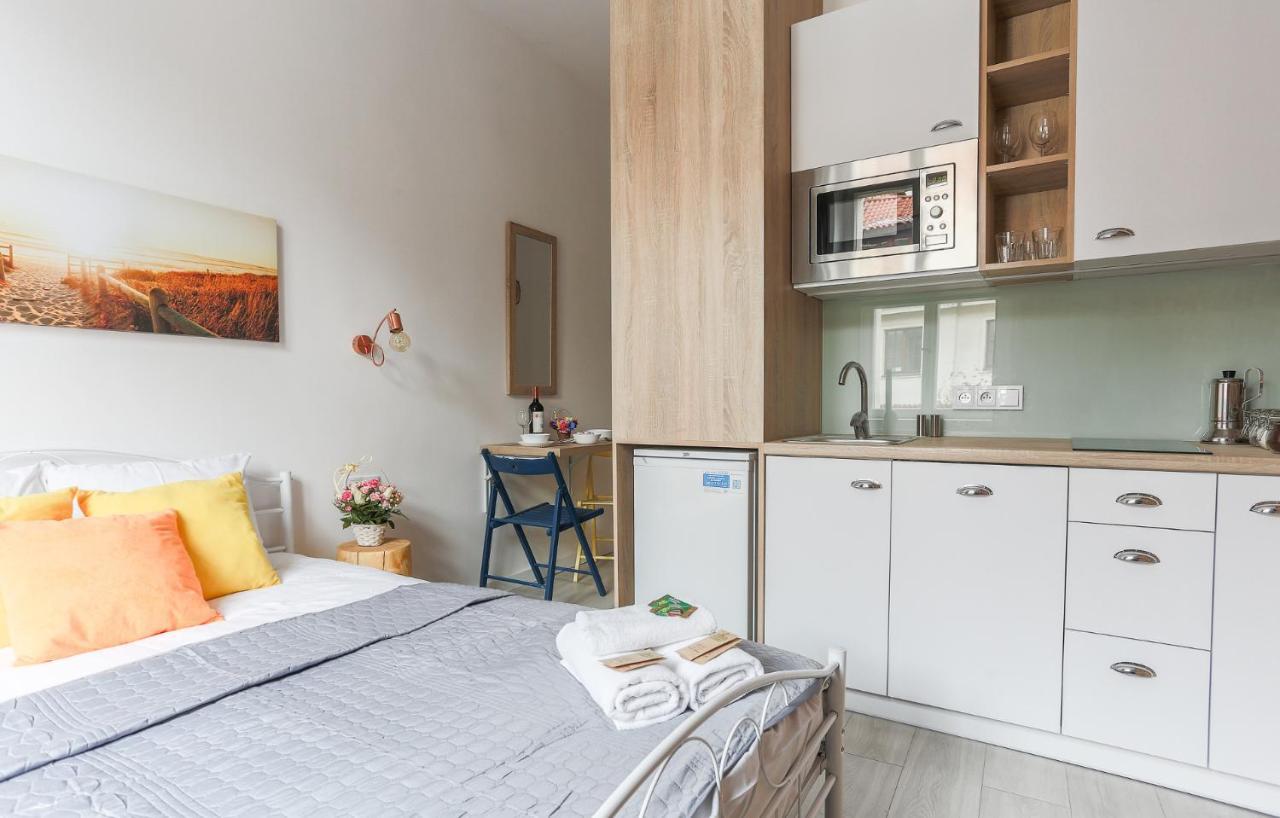 Simply Modern Apartment Торунь Екстер'єр фото