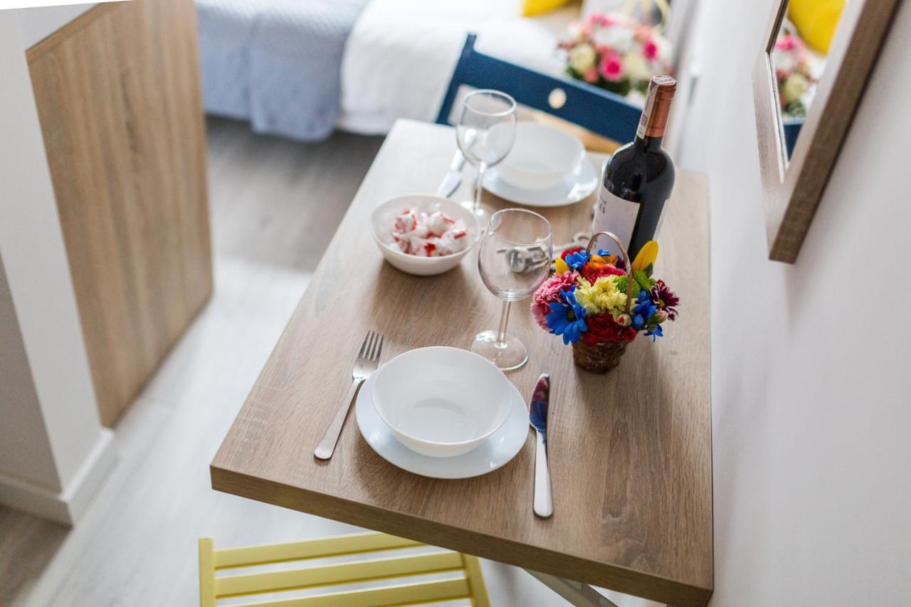 Simply Modern Apartment Торунь Екстер'єр фото